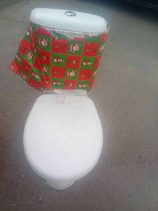 Продам унитаз бу
