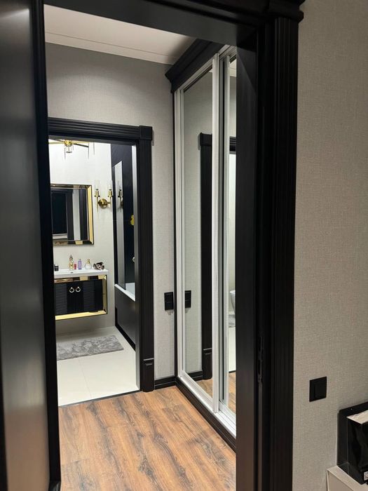 Intourist Продается 4 комнатная квартира ремонт  Юнусабадский район