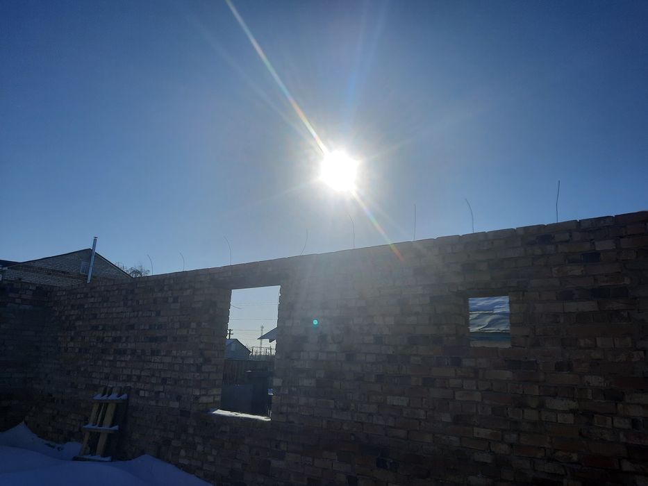 Продам недостроиный дом 15 млн