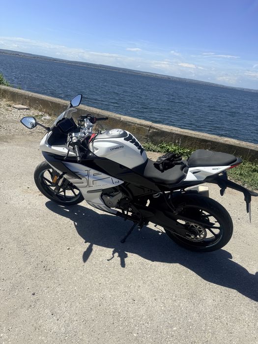 CF Moto 300SR - A2