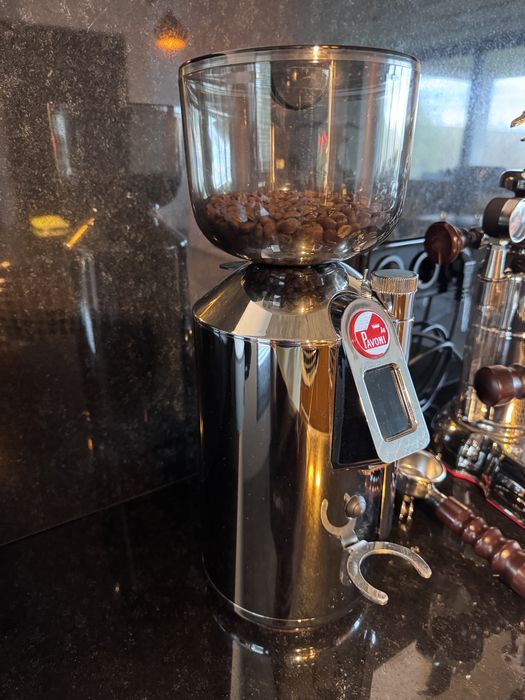 Espressor rasnita si accesorii La Pavoni levier
