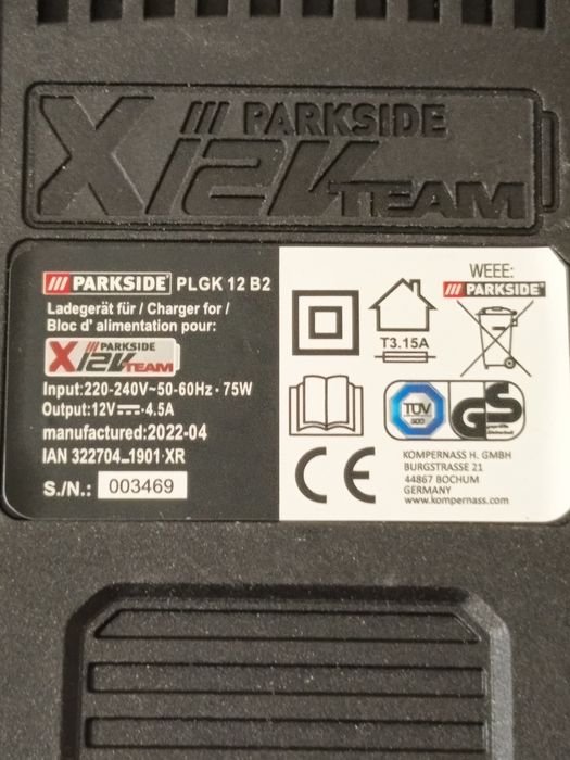 12 V -2.4/ 4.5 Ah / Батерия и зарядно Parkside/Парксайд Performance