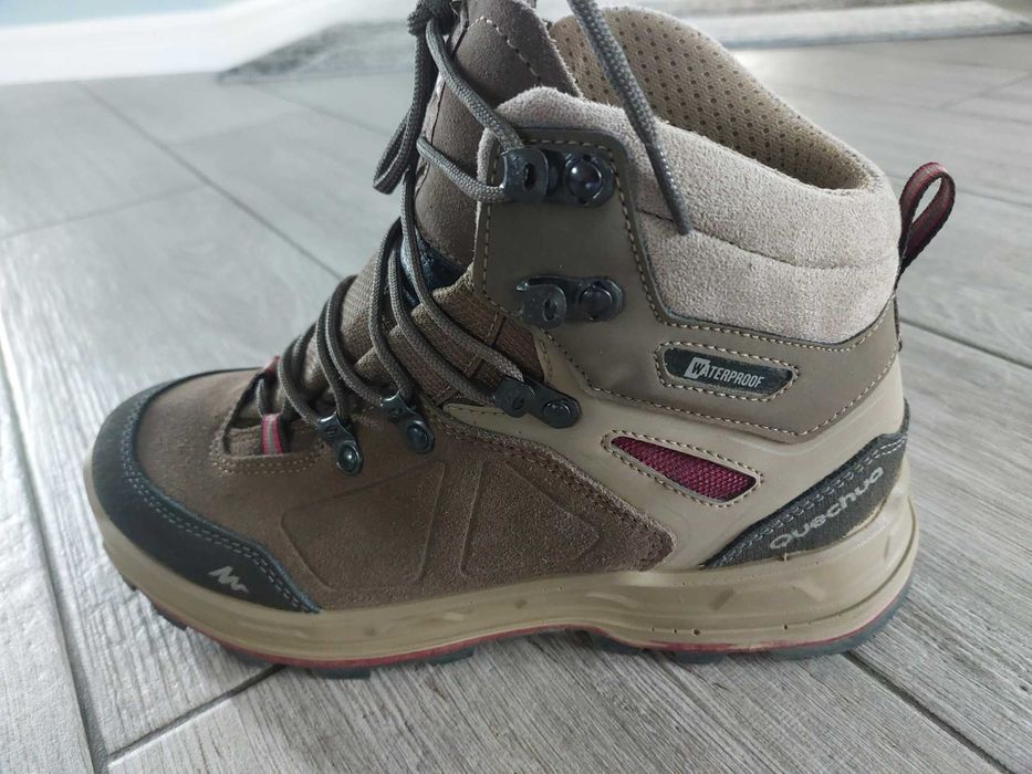 Bocanci Drumetie Quechua 40/41