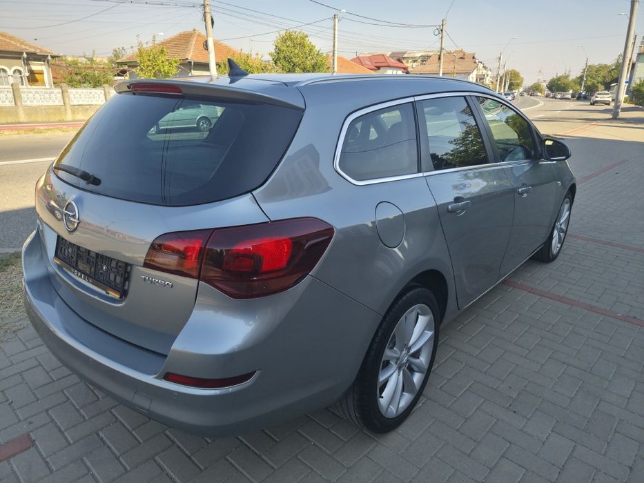 OPEL Astra 2011 — imagine 4