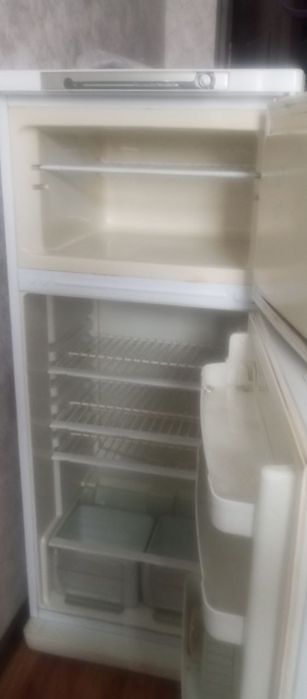 Холодильник сатылады