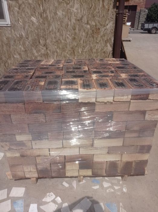 Кирпич продам полуторный