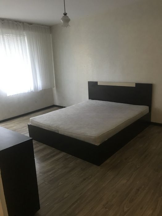 Дава се под наем Едностаен апартамент в Търговище, Боровец - 40 кв.м за 193.8 € - Снимка #1