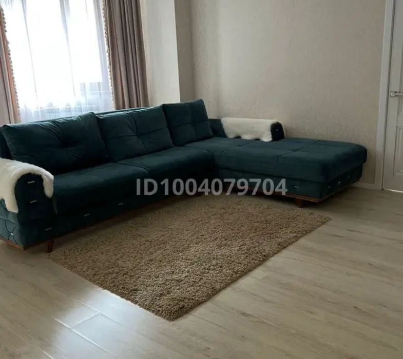 Продам Диван для гостинной