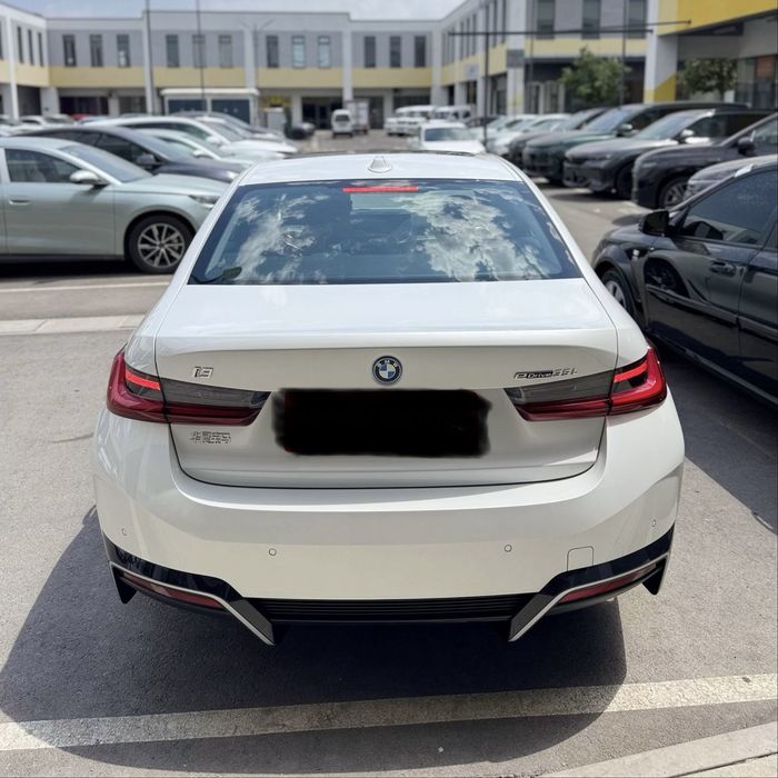 BMW i3 35L eDRIVE 2025/25