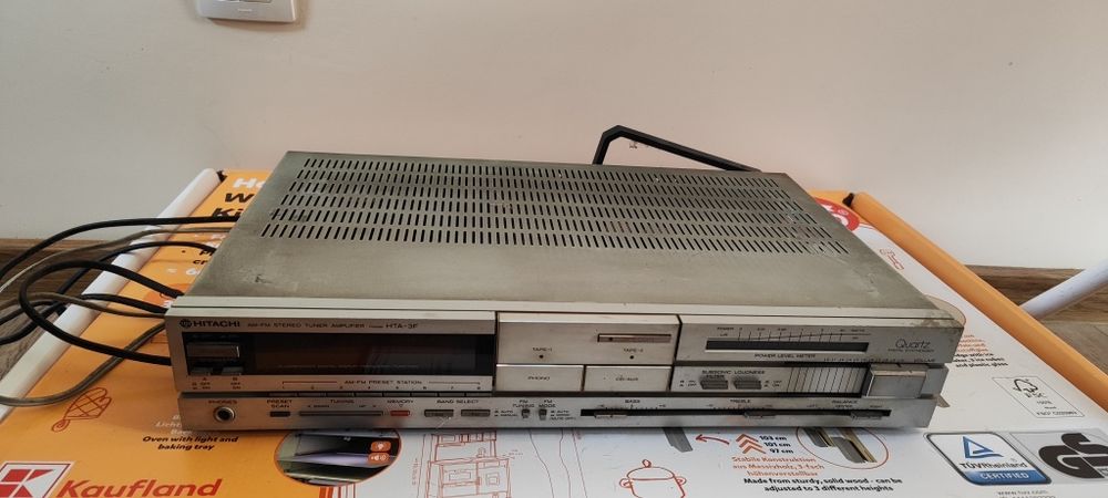 Hitachi стерео касетофон и тунер