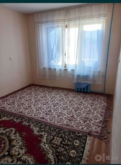 Pavarotda 1 xonali kvartira sotiladi