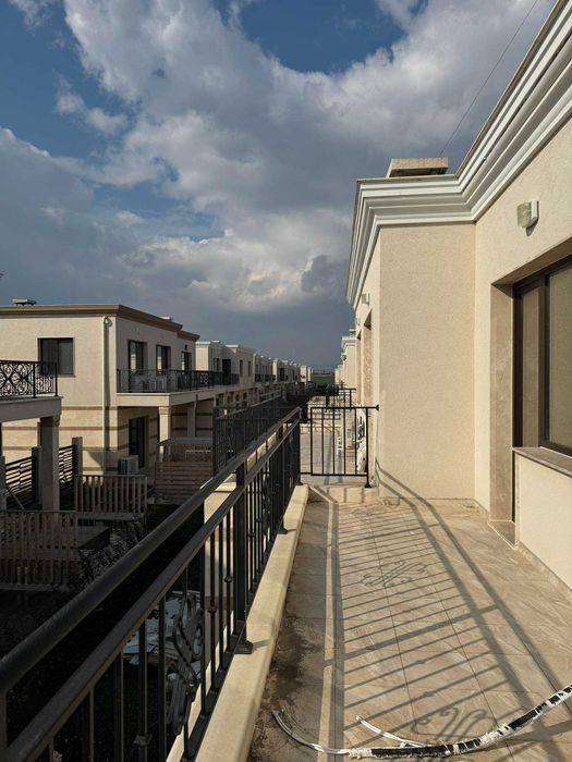 Продава се Къща в Бургас, Сарафово - 97 кв.м за 1700 €/кв.м - Снимка #1