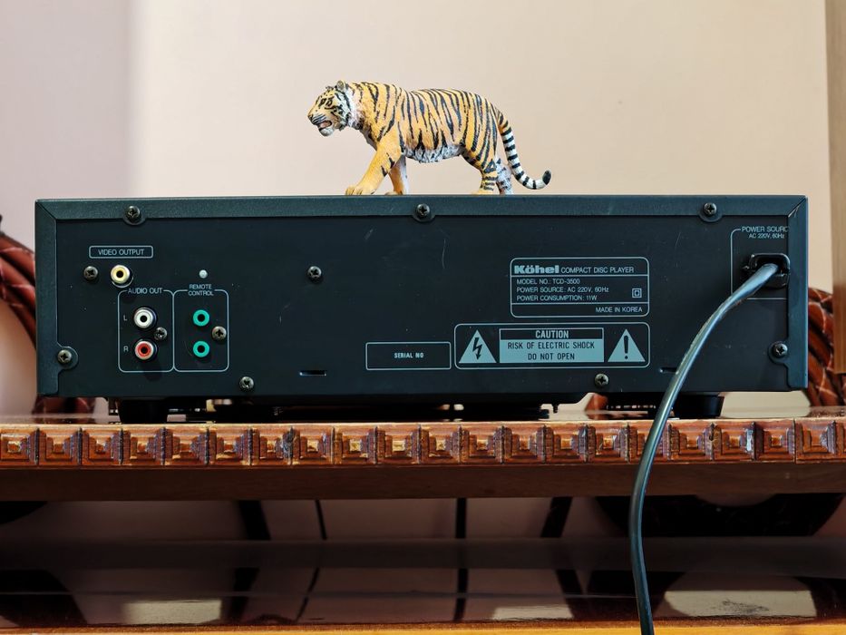 Köhel TCD-3500. Cd player rar. Date tehnice mari. Preț fix !