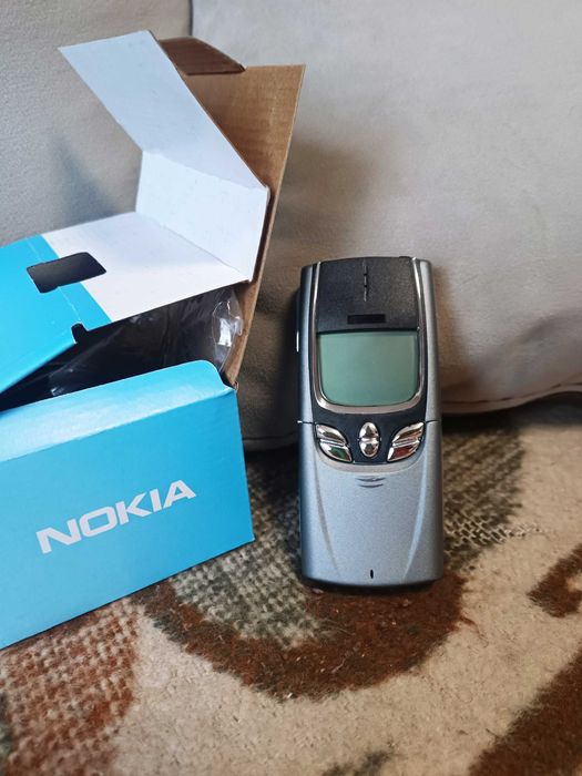 Nokia 8850 + Кутия