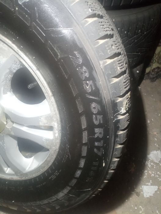 Диски с шинами R17 LC200