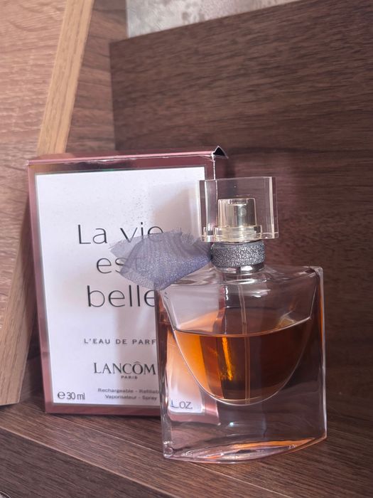 Парфюм lancom la vie est belle