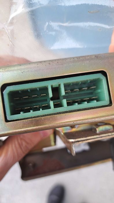 Компютър за Сузуки Витара 1988-1991