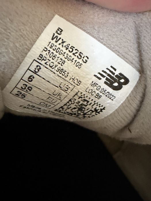 Оригинални маратонки  New balance -- бели
