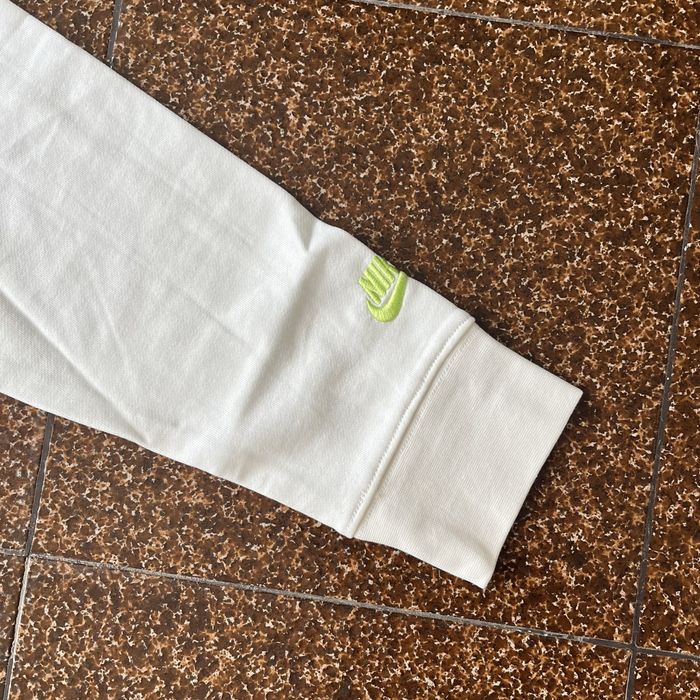 Nike бяла блуза - M,L,XXL