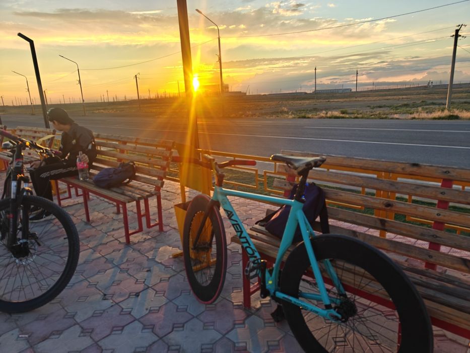 Aventon low mataro