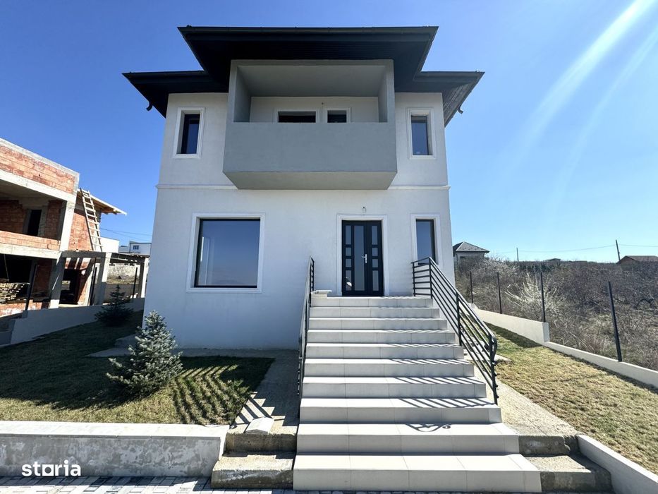 5 camere! CANALIZARE! Incalz in pard! Vila Tomesti