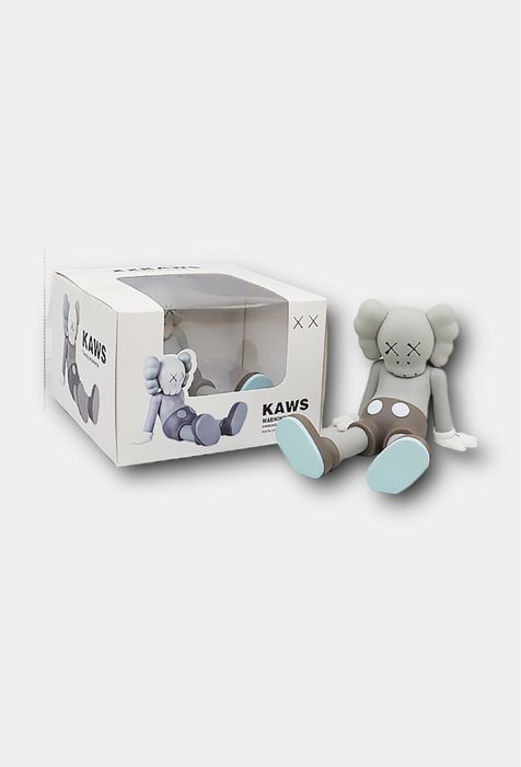 Фигурки KAWS  полусидящий