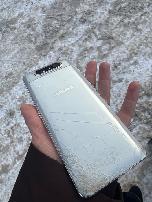 Телефон Samsung хорошая модель