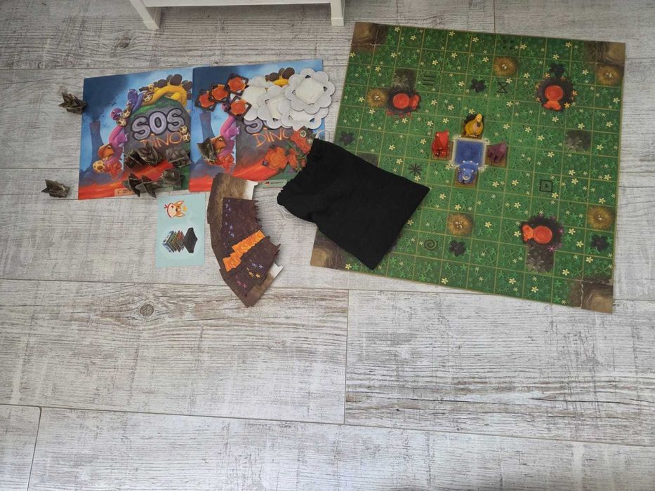 Joc de societate SOS Dino