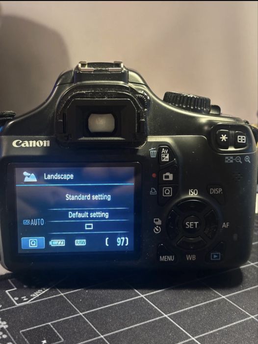 Aparat foto SLR Canon EOS Rebel T3