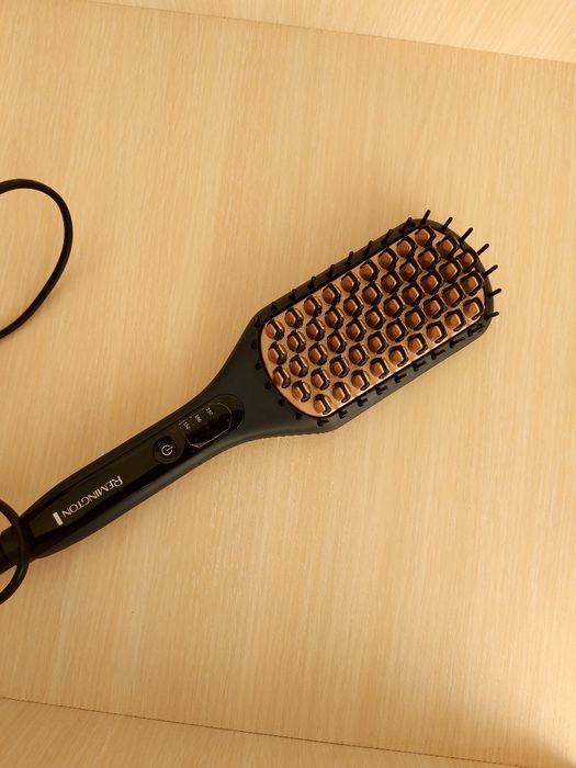 Четка за изправяне на Remington