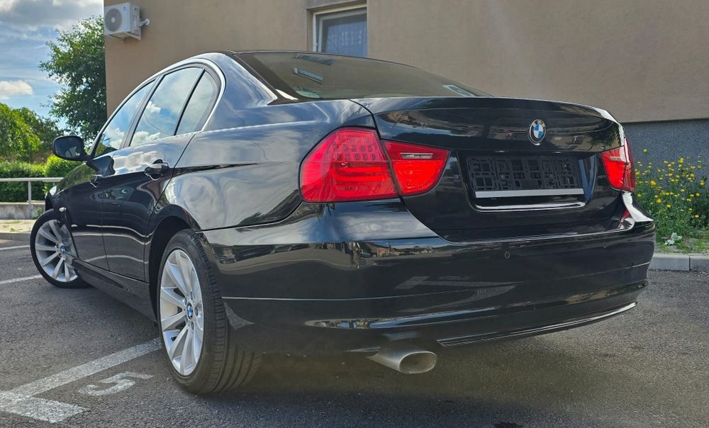 BMW 3 Series 2011 — imagine 3