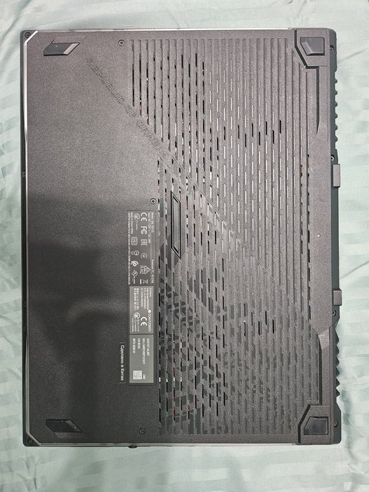 Продам ноутбук срочно