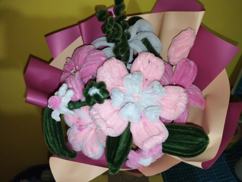 Цветя от пухена тел