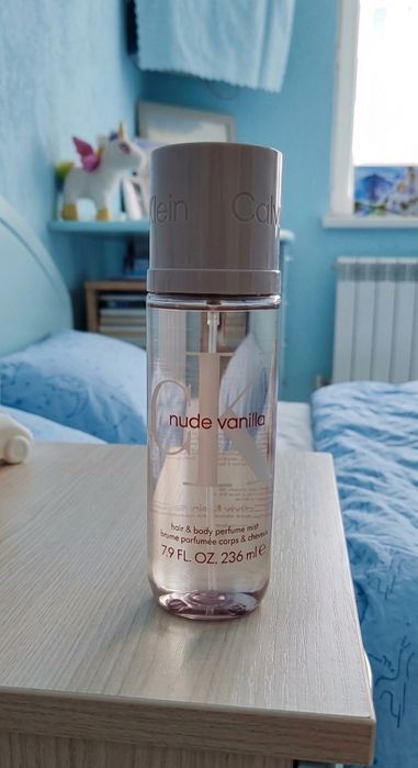 Спрей за тяло Calvin Klein Nude Vanilla