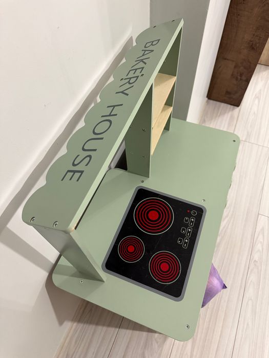 Детска дървена кухня с аксесоари