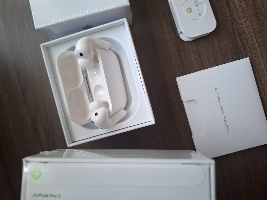 Слушалки airpods 3 и 4