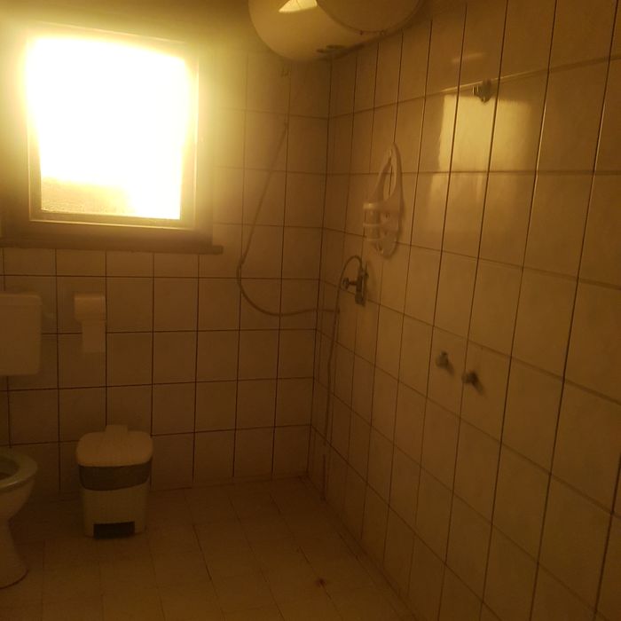 Продава къща в с Крайници общ.Дупница