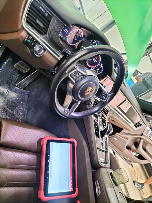 Angajez Electrician-Electronist Auto