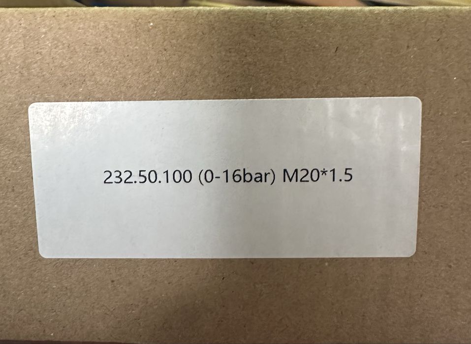 Продам манометр новые