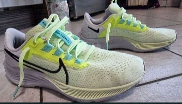 Nike AIr Zoom Pegasus 38 дамско 39номер