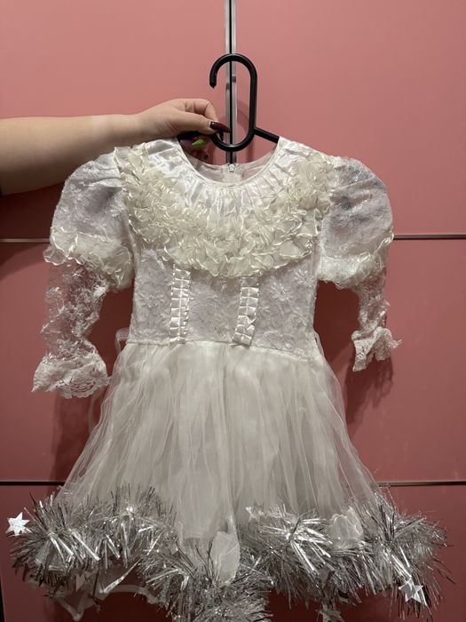 Продаю детские костюмы.