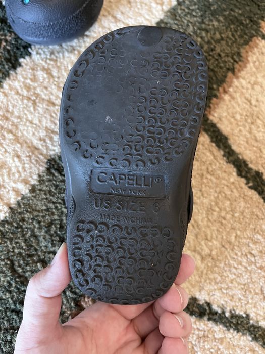 Продам Детские кроксы