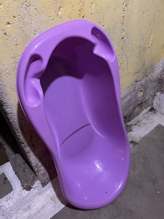 Vand cadita pentru copii