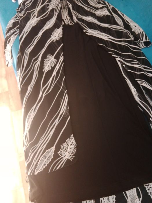 Продам платье 50раз нарчдное