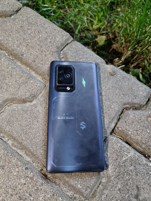 Продам black shark 5pro