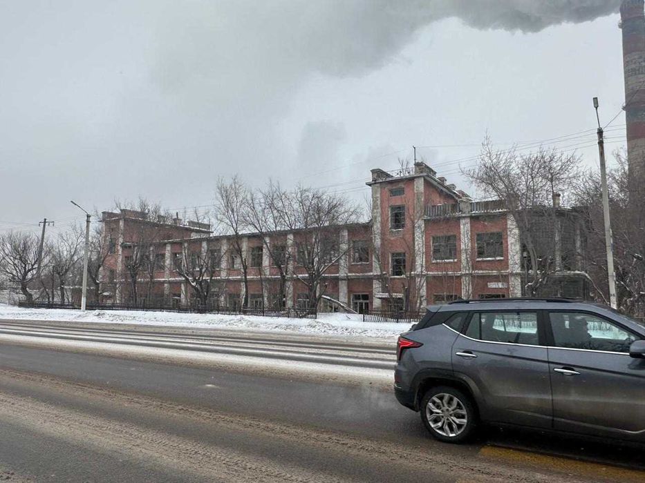 Здание 3 этажа 1200 кв м