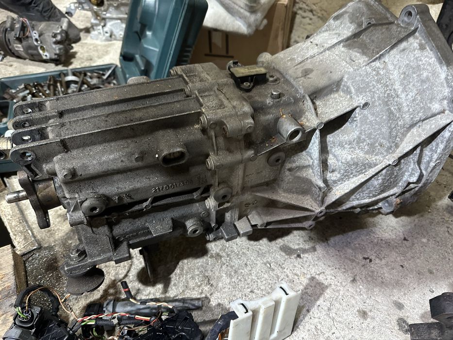 Скоростна кутия за Bmw 1-серия и 3-та серия Бенизн