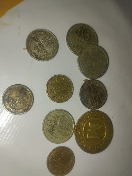 Tangalar sotiladi 28 yildan 94 yilgacha bolgan tangalar bor