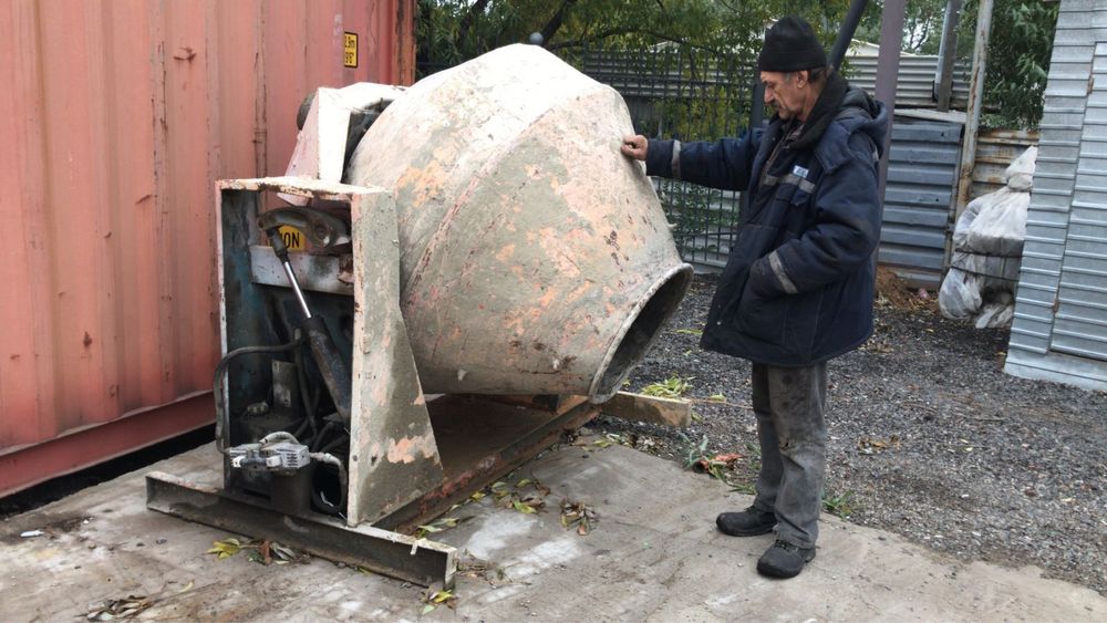 Продаем бетономешалку