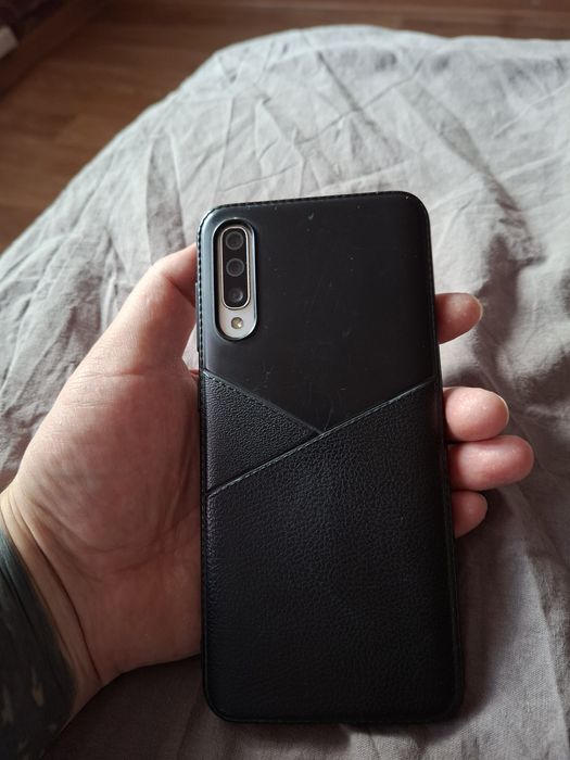 Продам Samsung A50